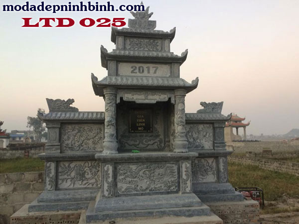 Lăng thờ đá 025