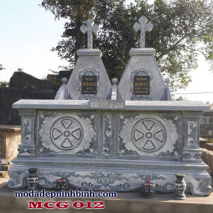 Mộ đá công giáo 012