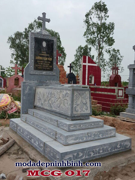 Mộ đá công giáo 017