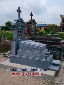 Mộ đá công giáo 018
