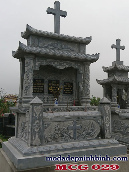 Mộ đá công giáo 029