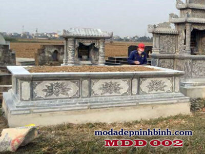 Mộ đá đôi 002