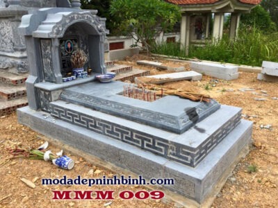 Mộ đá một mái 009