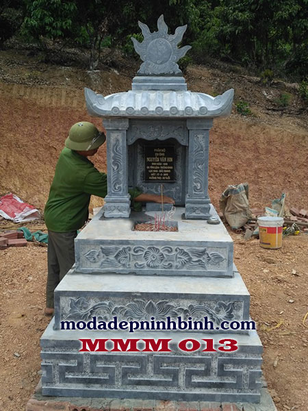 Mộ đá một mái 013