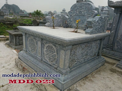 Mộ đá đôi 023