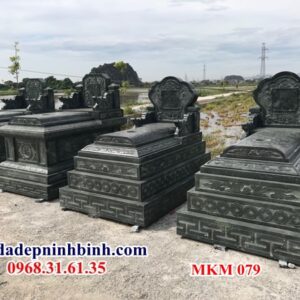 Mộ đá xanh rêu đẹp