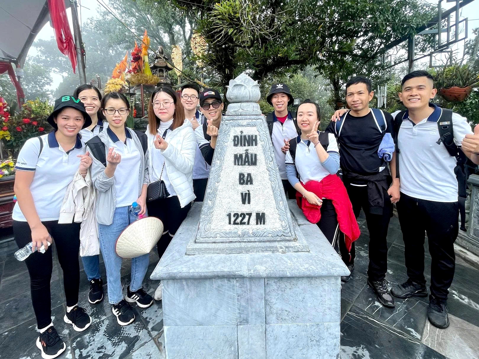 Đỉnh mẫu Ba Vì cao bao nhiêu