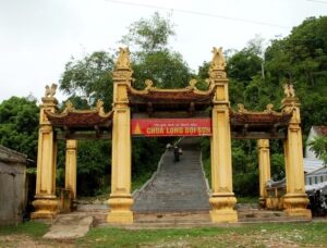 Cổng Tam Quan Chùa Long Đọi Sơn Duy Tiên Hà Nam