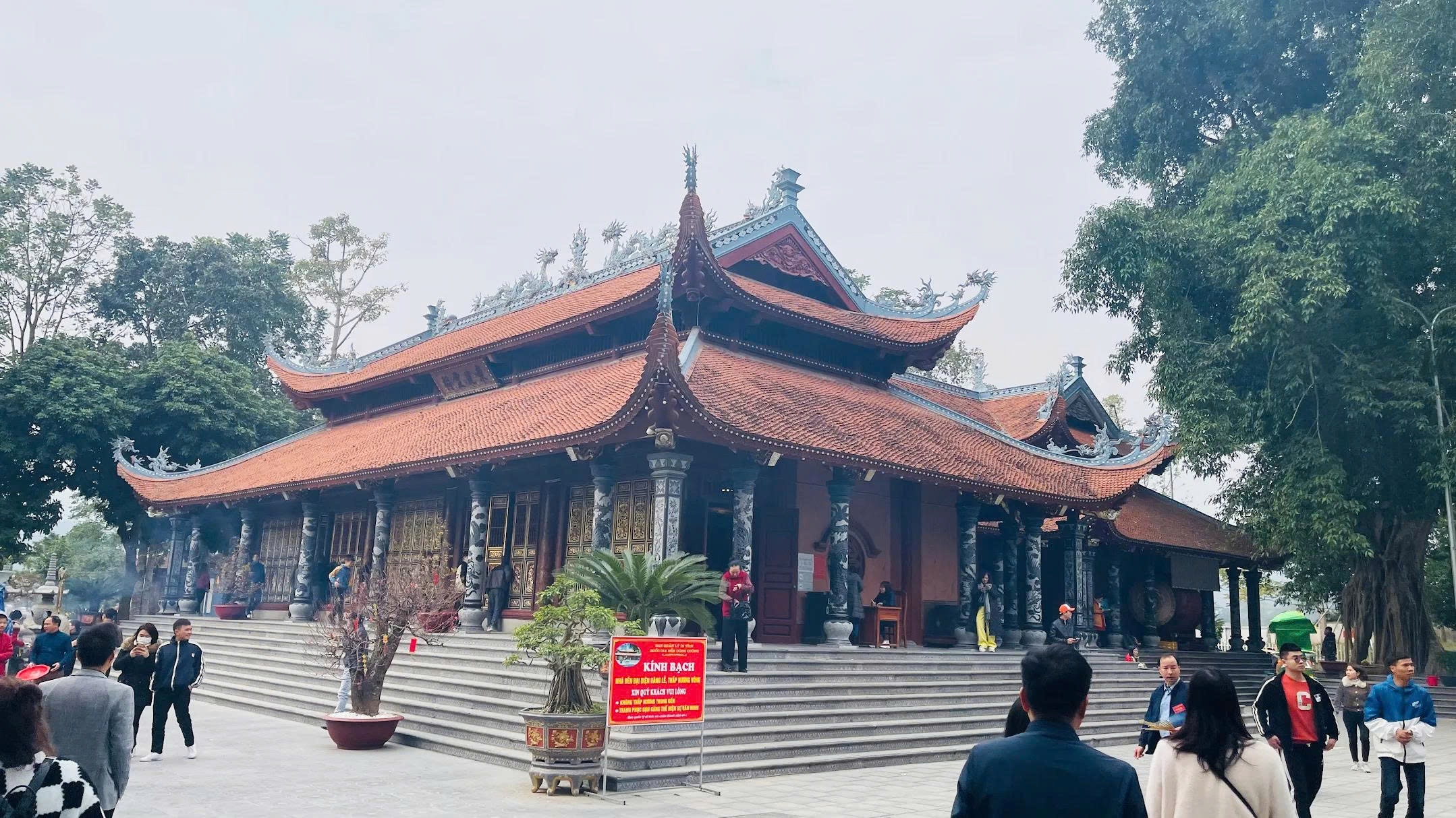 Địa chỉ đền Mẫu Đông Cuông Yên Bái ở đâu