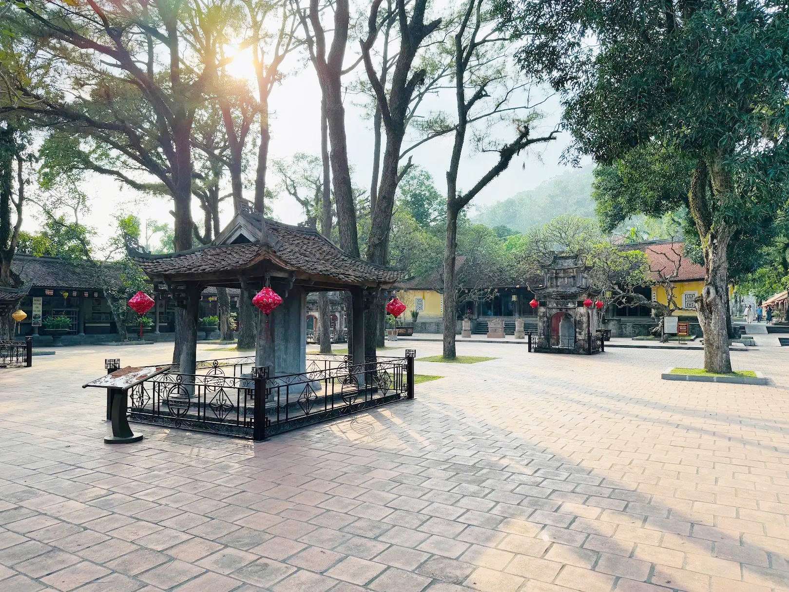 Hình ảnh di tích Côn Sơn Kiếp Bạc Hải Dương Hải Phòng 01