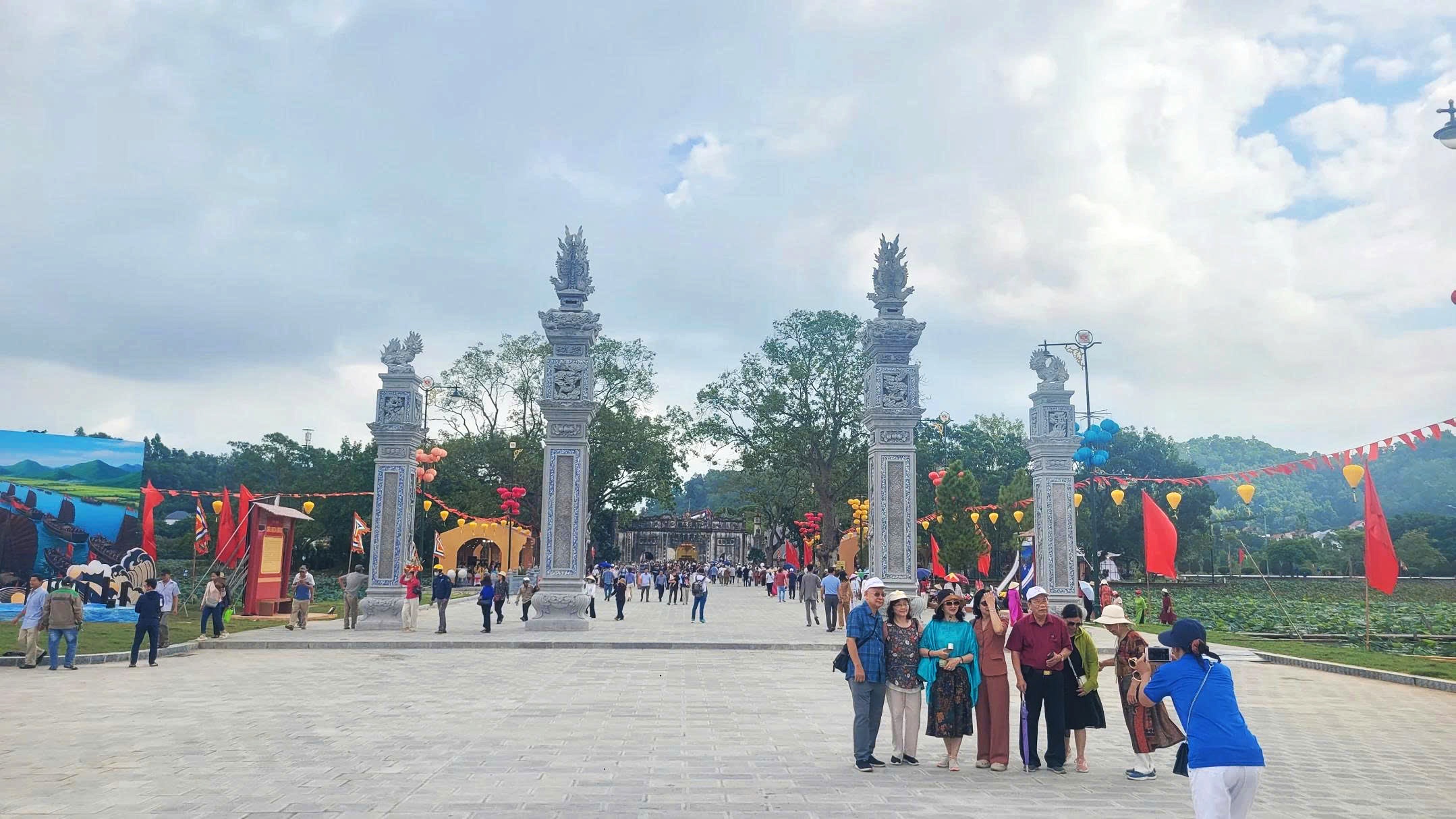 Hình ảnh di tích Côn Sơn Kiếp Bạc Hải Dương Hải Phòng 06