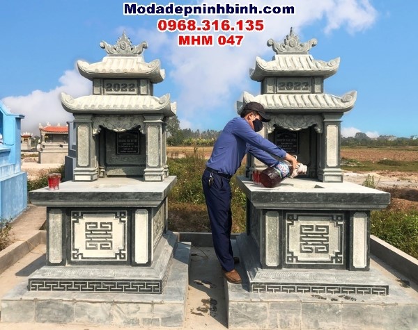 Mẫu mộ đá đôi 2 mái xanh rêu MHM 047 tại Lý Nhân, Hà Nam