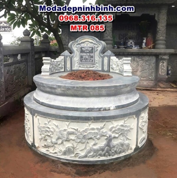 Mộ đá xanh rêu tròn đẹp MTR 085