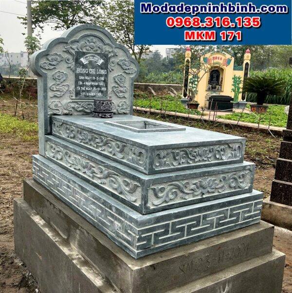 Mộ đá tam 3 cấp xanh rêu đẹp MKM 171