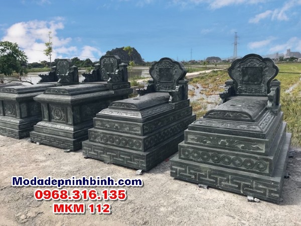 Mộ đá khối xanh rêu hậu bành tam sơn 5 cấp MKM 112 đẹp lắp tại Nghệ An – Hà Tĩnh