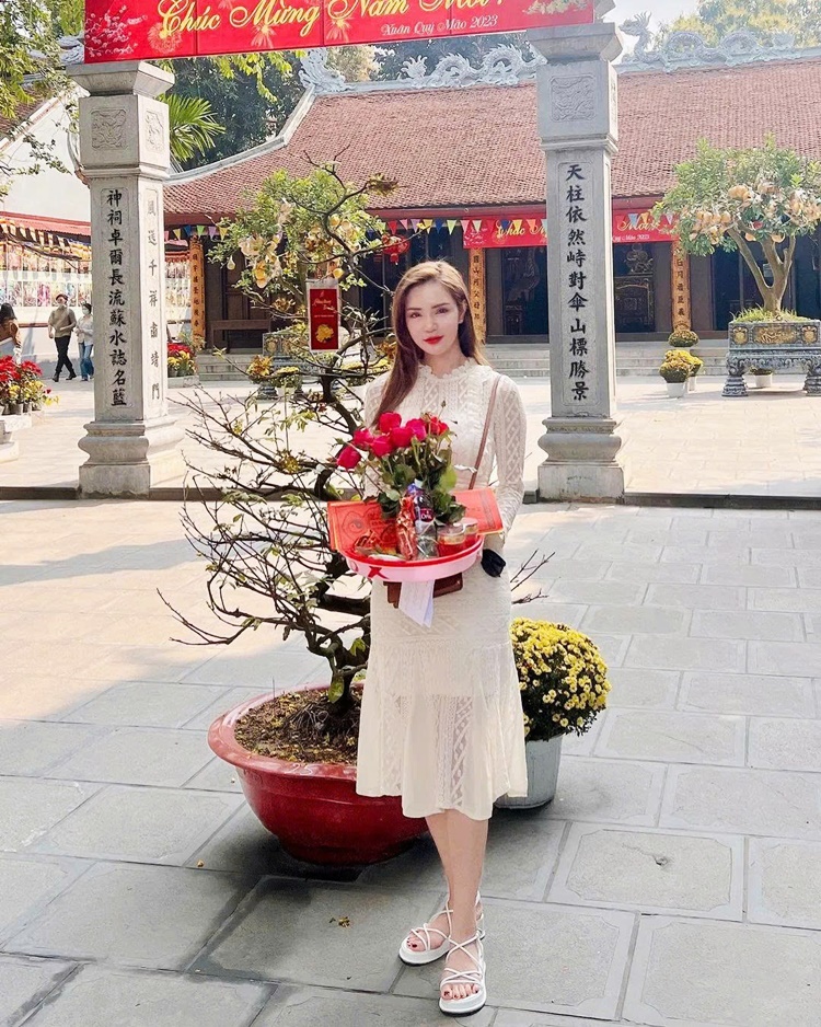 Hướng dẫn cách sắp lễ đi chùa Hà cầu duyên