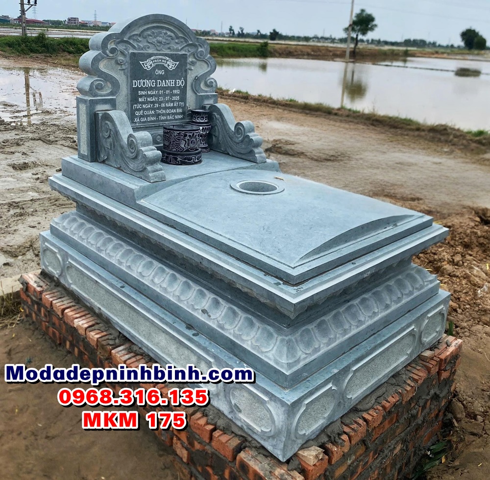 Mẫu mộ đá xanh rêu đẹp không mái tại Gia Bình Bắc Ninh MKM 175