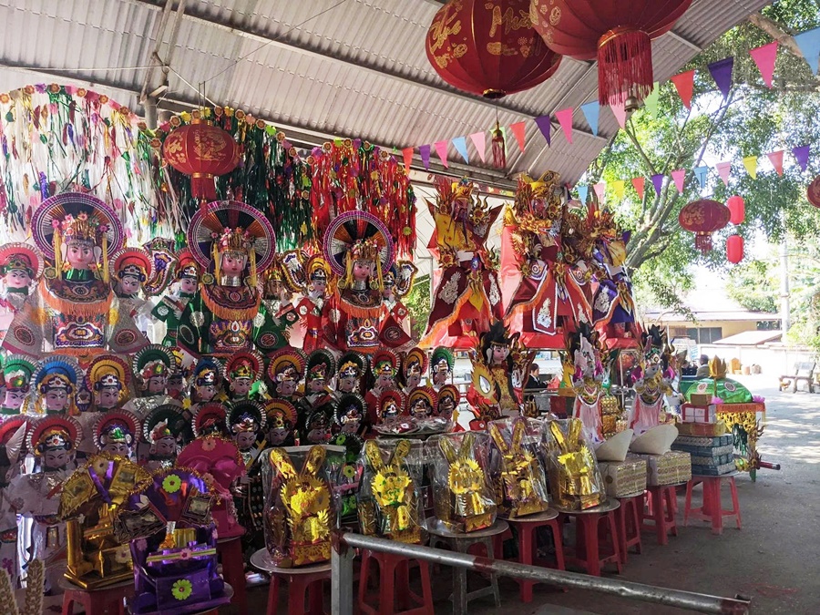 Sắm lễ đi đền cô bé Chí Mìu Bắc Giang