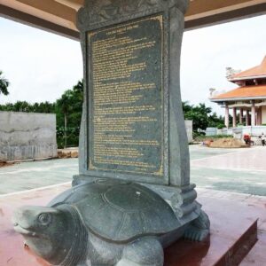 Bia đá trên lưng rùa đẹp BD 026