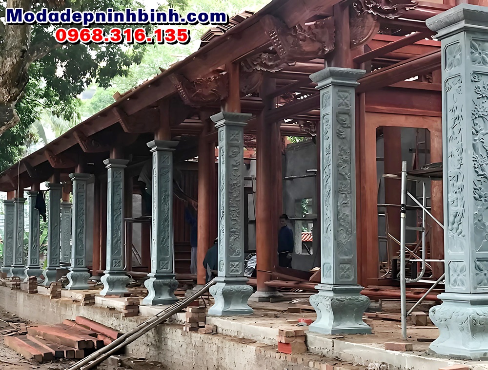 Cột trụ đá hiên nhà chùa đẹp