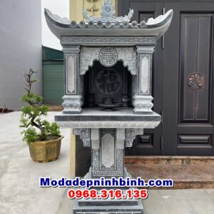 Cây hương đá ngoài trời thờ những ai