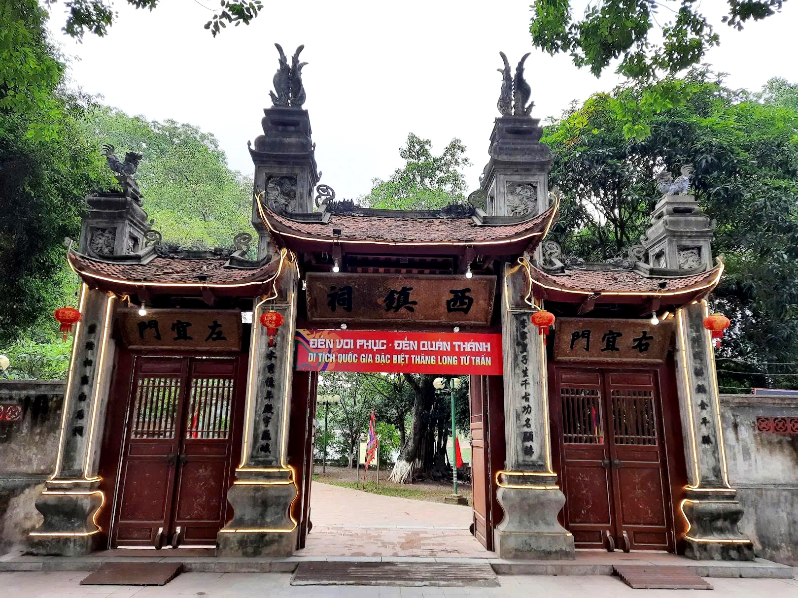 Đền Voi Phục ngôi đền thuộc tứ trấn tuổi đời hơn ngàn năm