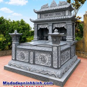 mộ đá đôi để chờ cho người còn sống