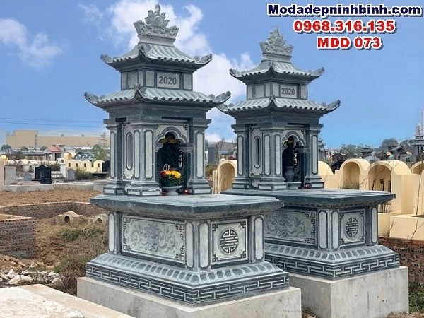 mộ đá tự nhiên có mái che đẹp