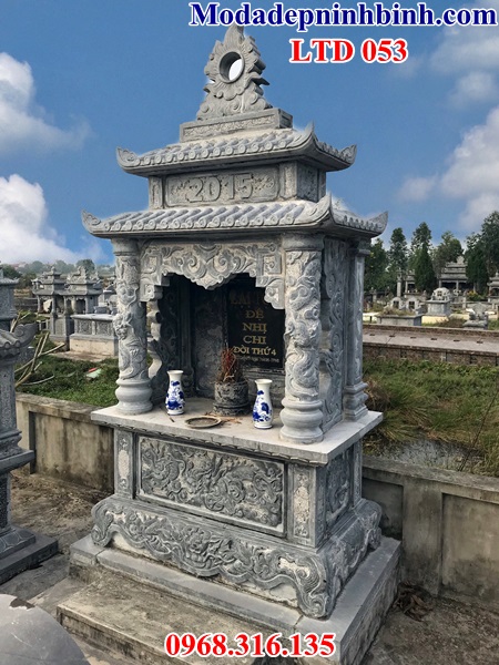 Lăng thờ đá 053